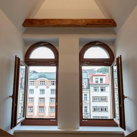 Zlaty Pelikan * Karlovy Vary