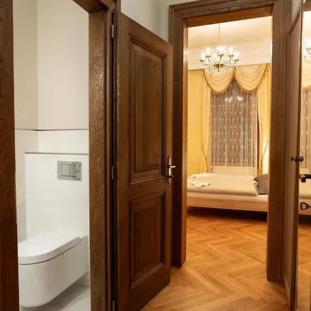 Zlaty Pelikan Apartment